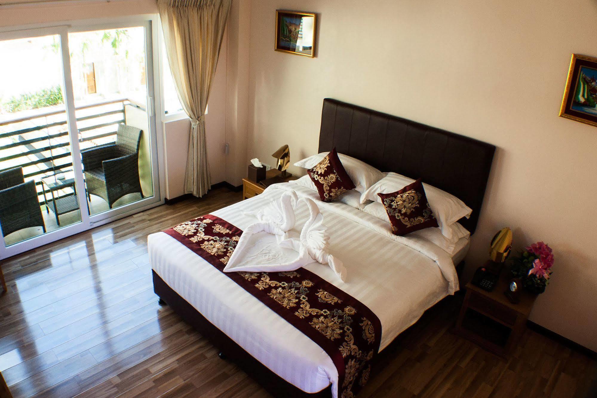 Hotel Sincere Smile Yangon Eksteriør bilde